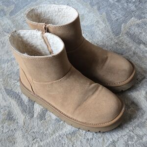 Universal Thread Tan Suede Ankle Boots with Faux Fur Lining Size 7